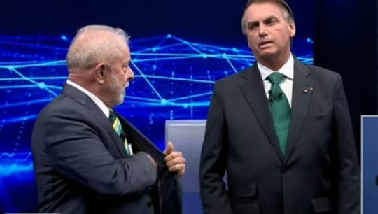 Leia mais sobre o artigo PT debocha de saúde de Bolsonaro e diz que ex-presidente sofre de “doença seletiva”